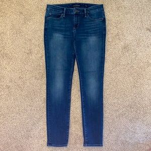 Skinny Lolita Lucky Jeans